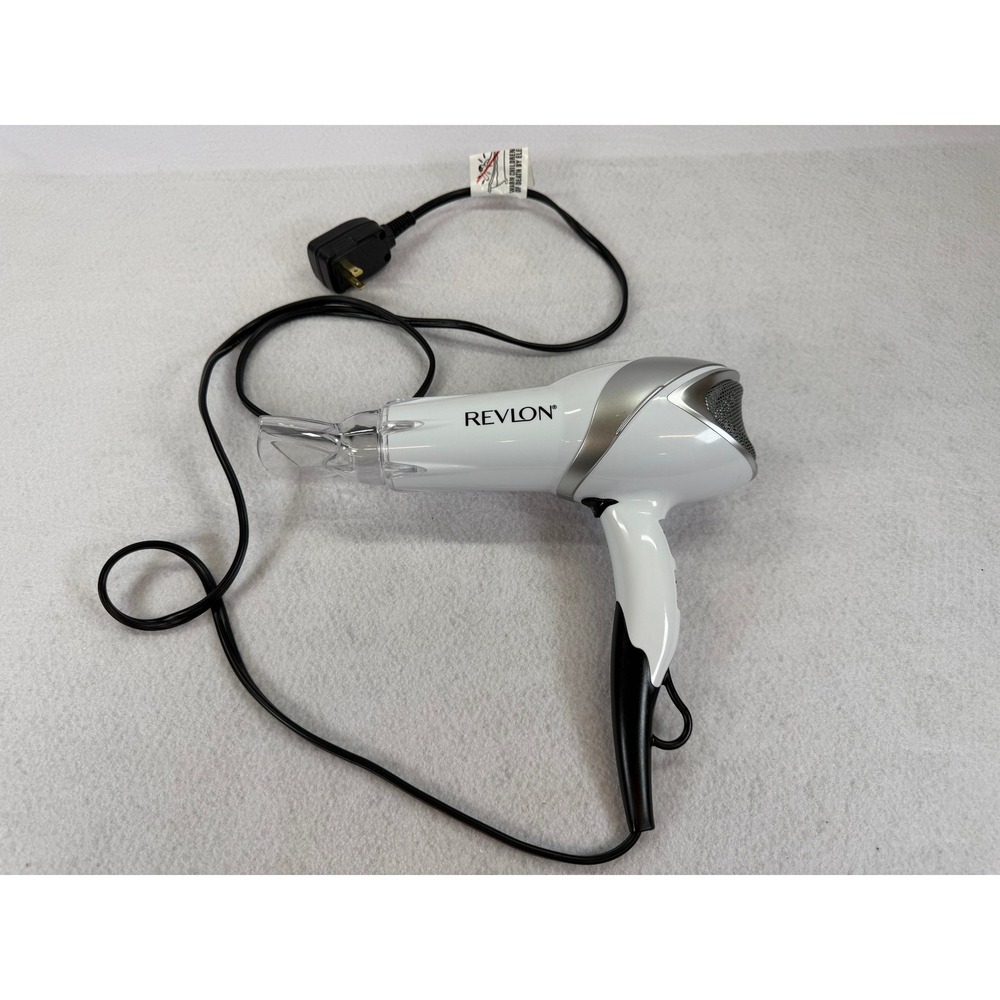 Revlon Essentials Hair Dryer White Silver with Concentrator Attachment - Picture 4 of 4
